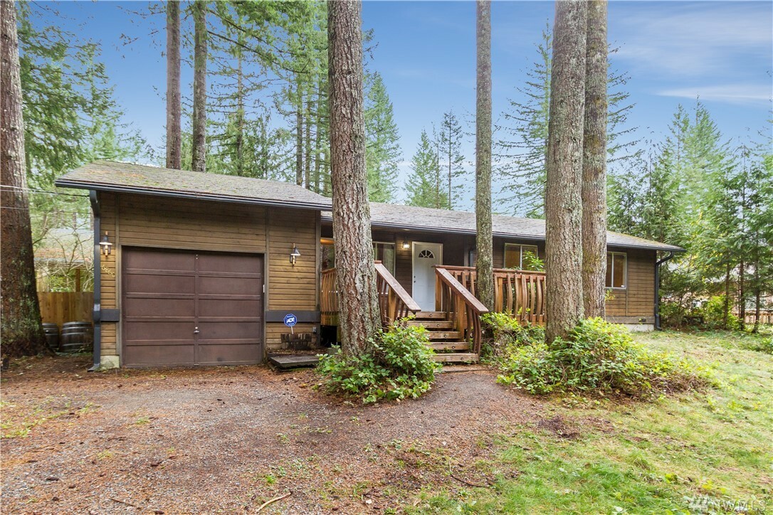 Property Photo:  16860 427th Place SE  WA 98045 