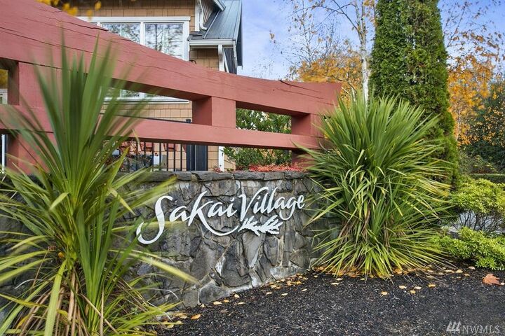 Property Photo:  1862 Sakai Village Loop  WA 98110 