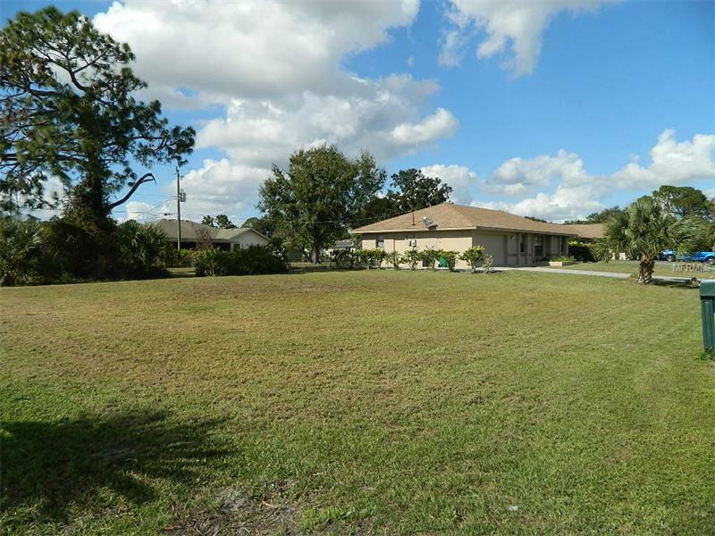 Property Photo:  173 Waterside Street  FL 33954 