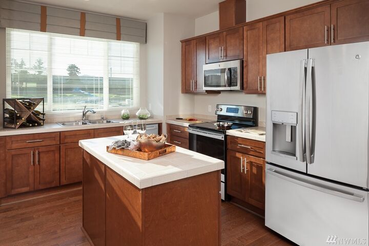 Property Photo: 3403 30th Dr 22.2 WA 98201