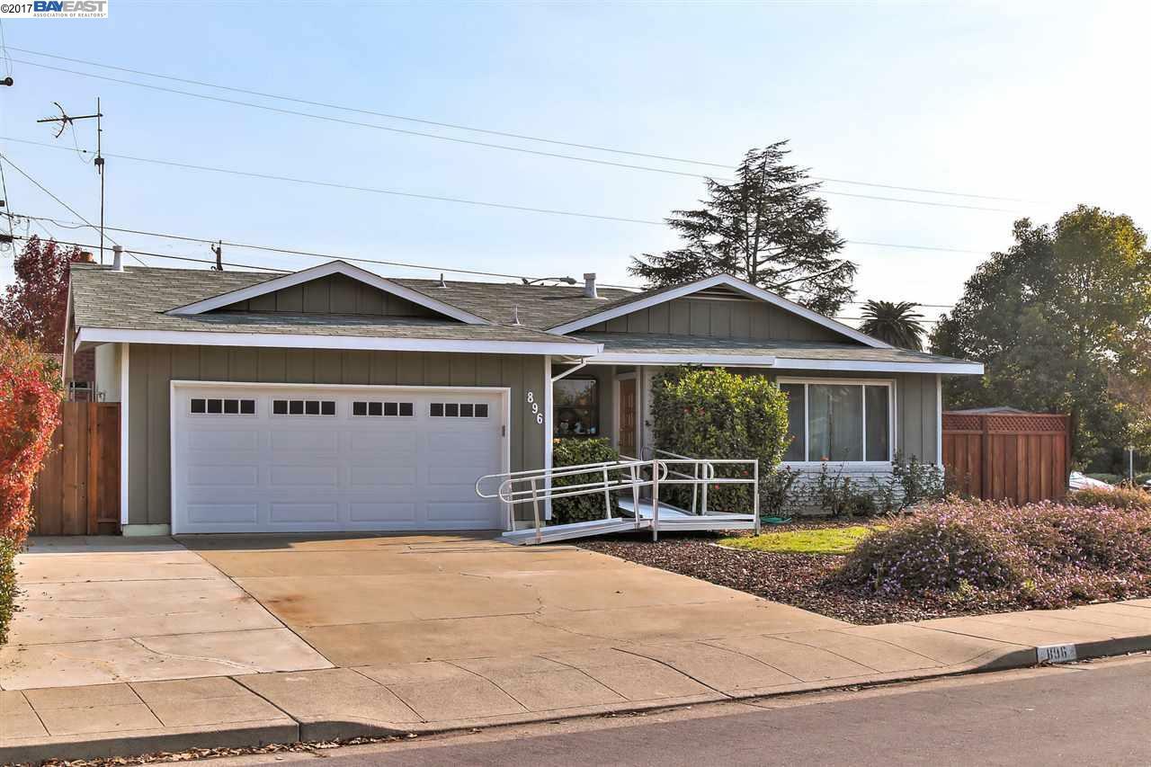 Property Photo:  896 Roble Dr  CA 94086 