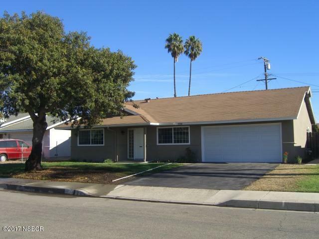 Property Photo:  1332 Oxford Avenue  CA 93454 