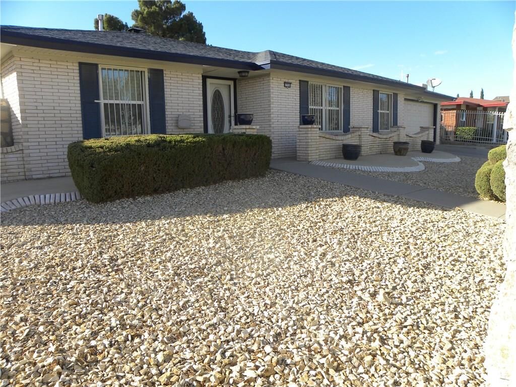 Property Photo: 1601 Vista Real Drive TX 79935