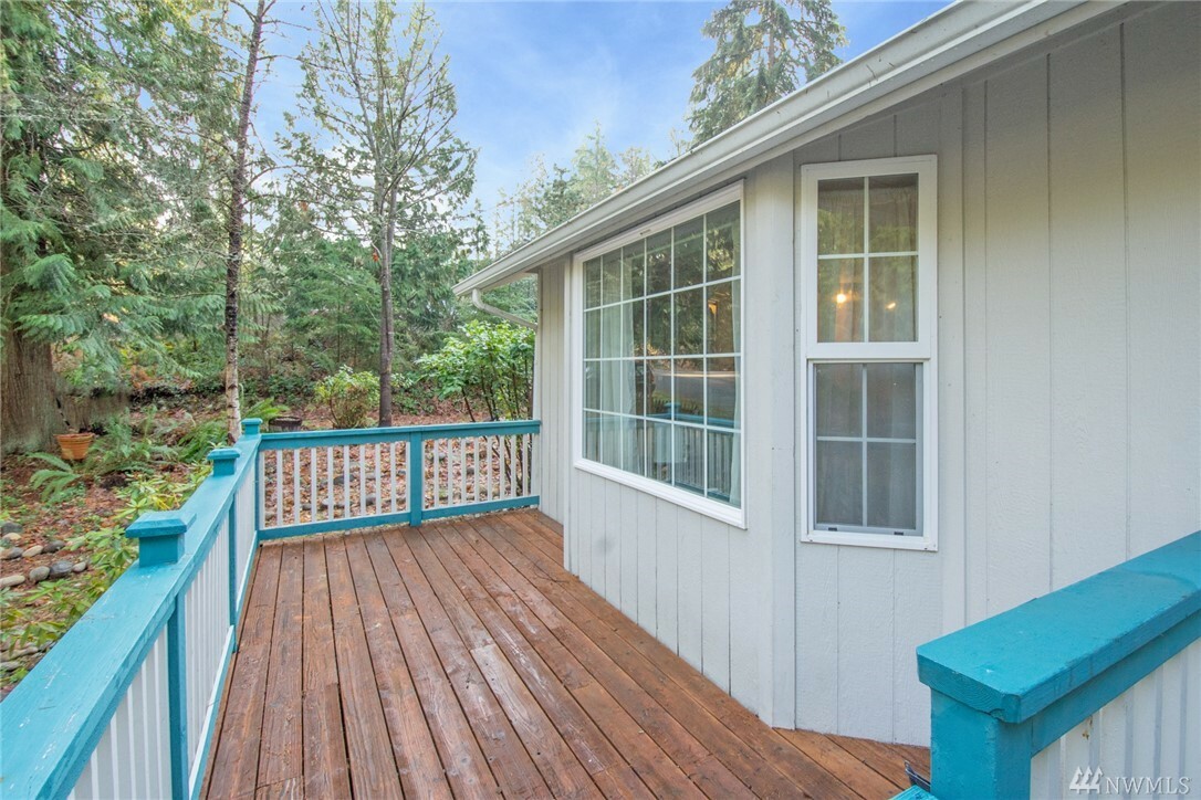 Property Photo: 18745 Rampart Dr SE WA 98597