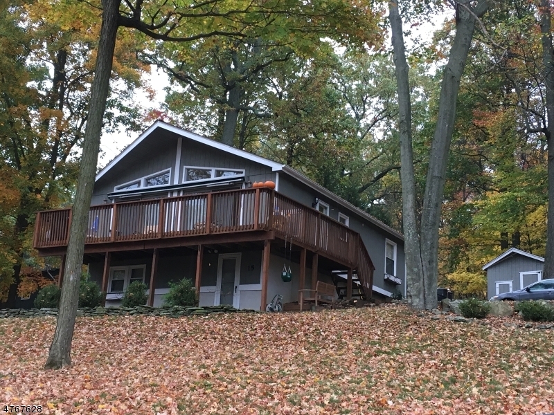 Property Photo: 15 Deer Run Dr NJ 08829