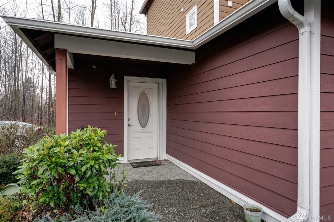Property Photo:  4051 Eliza Ave 101  WA 98226 