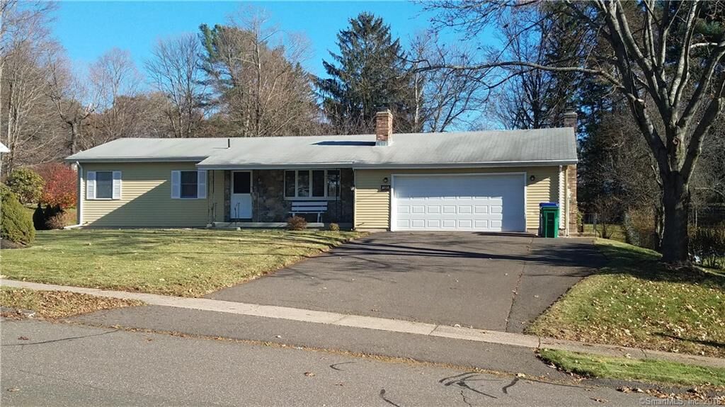 Property Photo:  131 Murielle Drive  CT 06074 