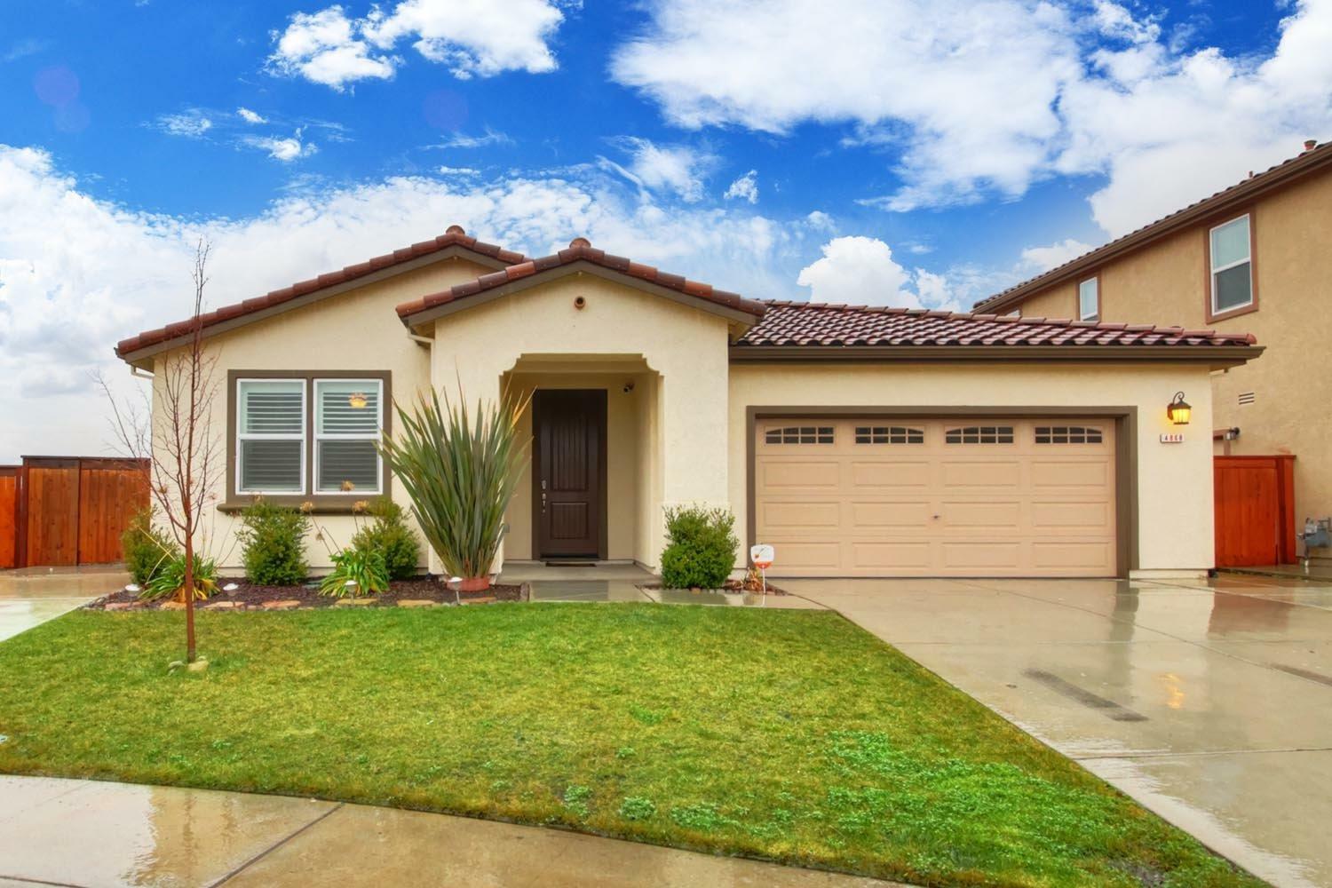 Property Photo:  4868 Tusk Way  CA 95757 