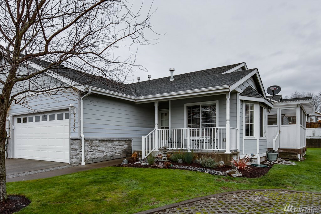 Property Photo: 2940 Racine St WA 98226