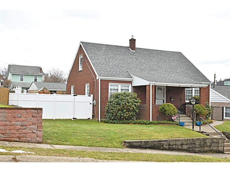 Property Photo:  204 Murrayhill Ave  PA 15024 