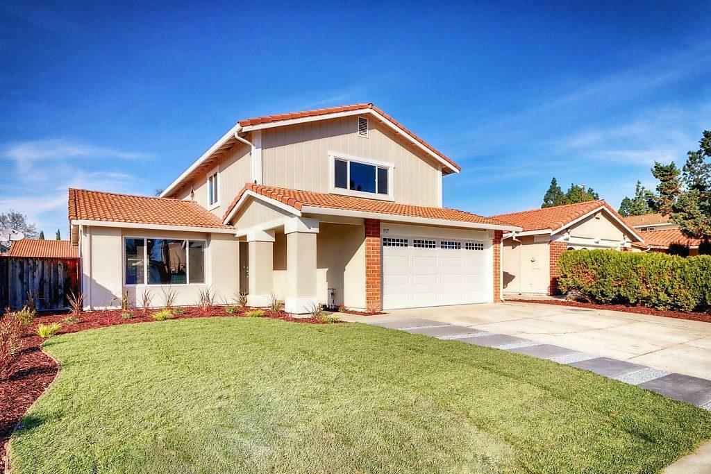 Property Photo: 3117 Woods Way CA 95148