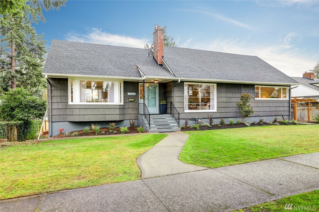 Property Photo:  314 Summit Ave  WA 98466 