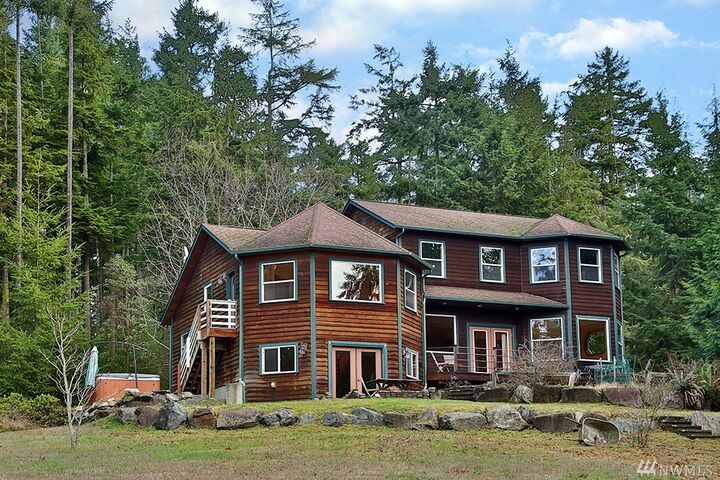 Property Photo:  4987  Mutiny Bay Road  WA 98249 