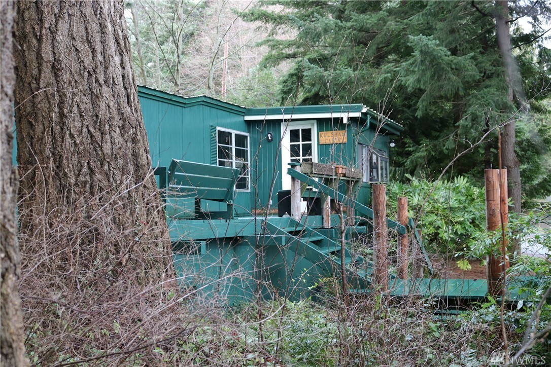 Property Photo:  2859 Cedar Ave  WA 98262 