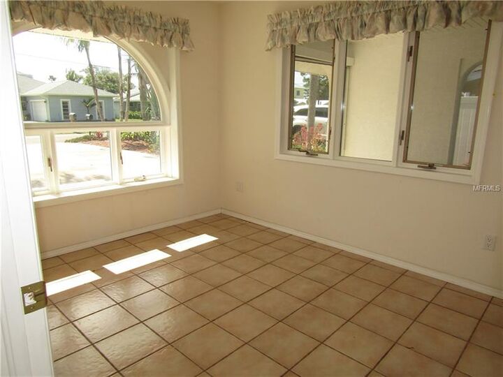 Property Photo:  220 Coral Street  FL 34285 