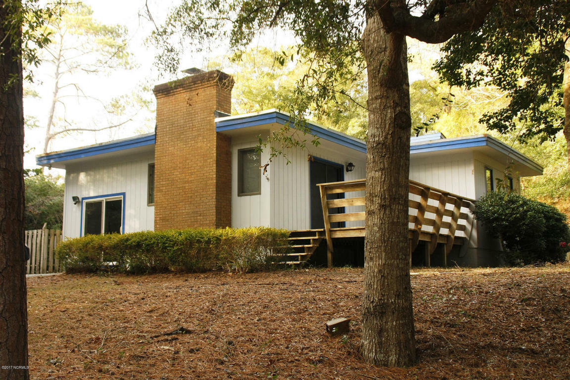 Property Photo:  126 Cypress Drive  NC 28512 