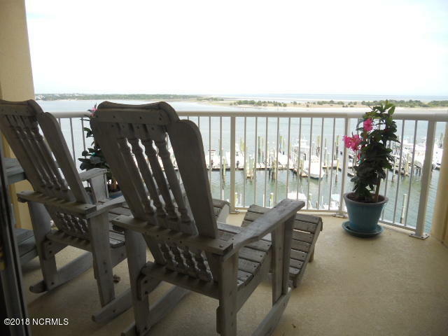 Property Photo:  100 Olde Towne Yacht Club Road 402  NC 28516 