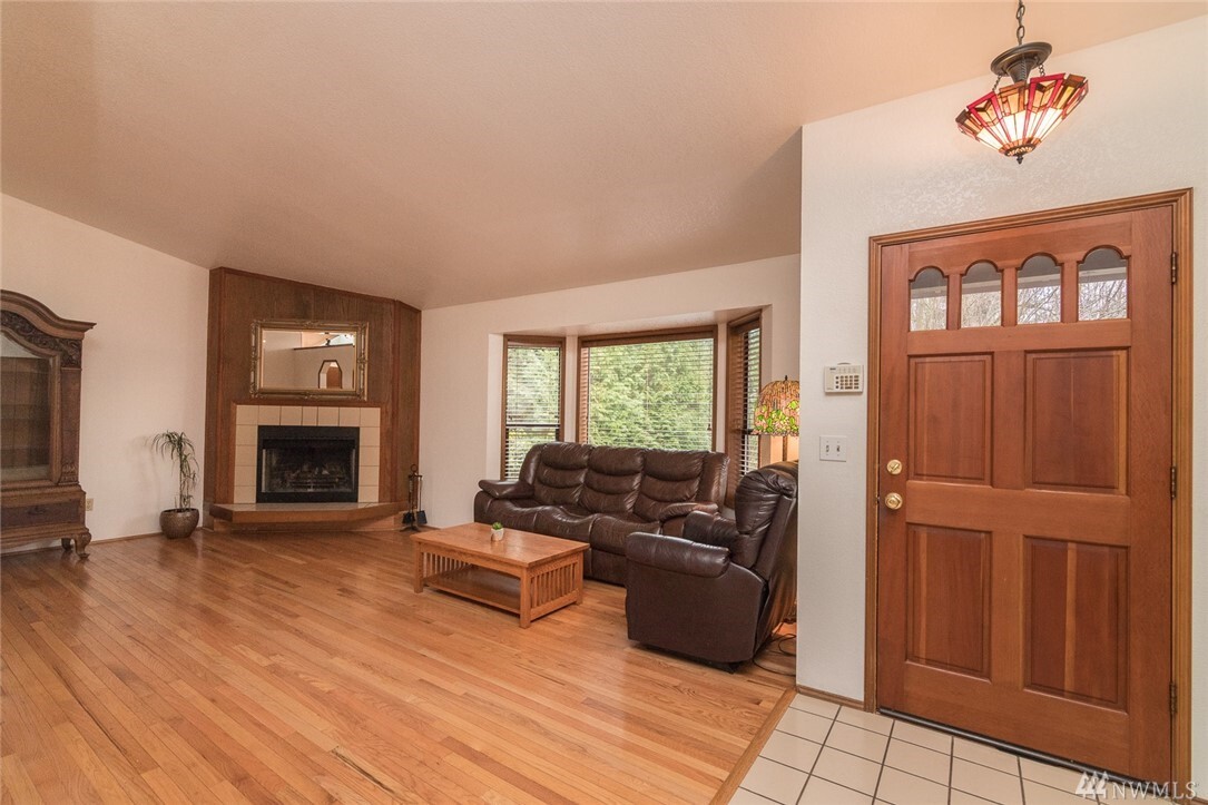 Property Photo: 5020 S 310th Place WA 98001