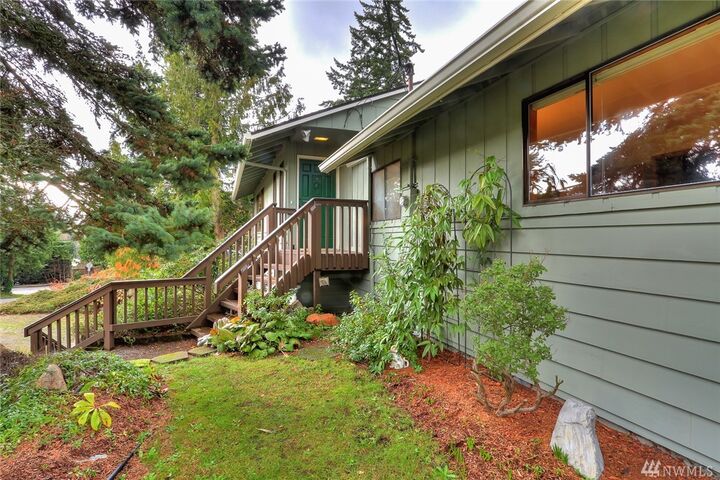 1514 NE 107th St  Seattle WA 98125 photo