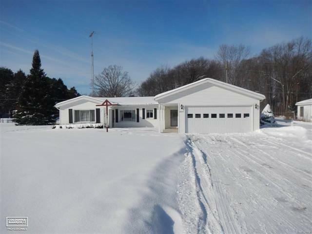 Property Photo:  3625 Angus  MI 48059 