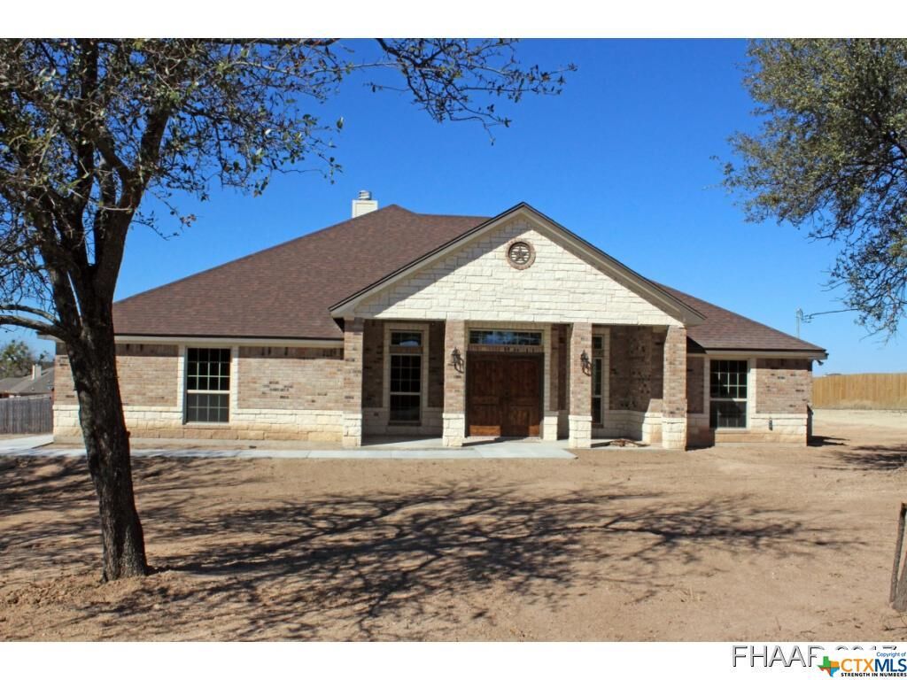 Property Photo:  834 Cactus Lane  TX 76522 