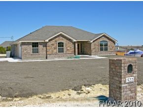 Property Photo:  522 Gaylon Street  TX 76522 