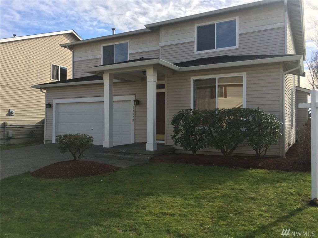 Property Photo: 24318 119 Ave SE WA 98030