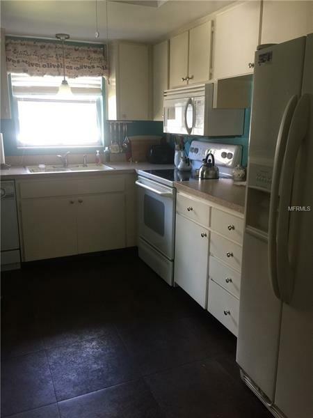 Property Photo: 3286 Gorse Court FL 34684