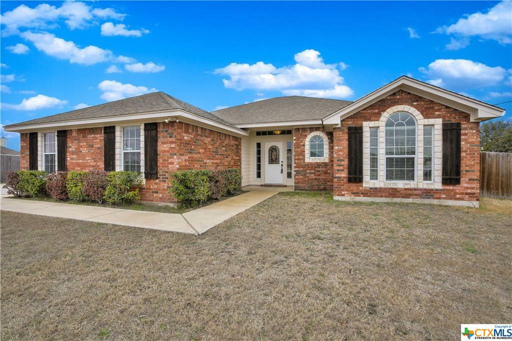 Property Photo:  123 English  TX 76549 