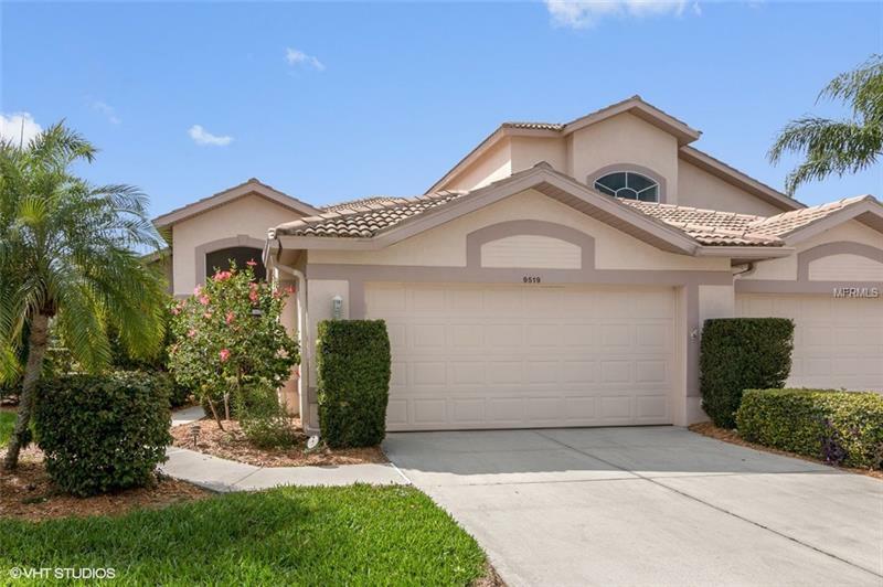 Property Photo:  9519 Forest Hills Circle  FL 34238 