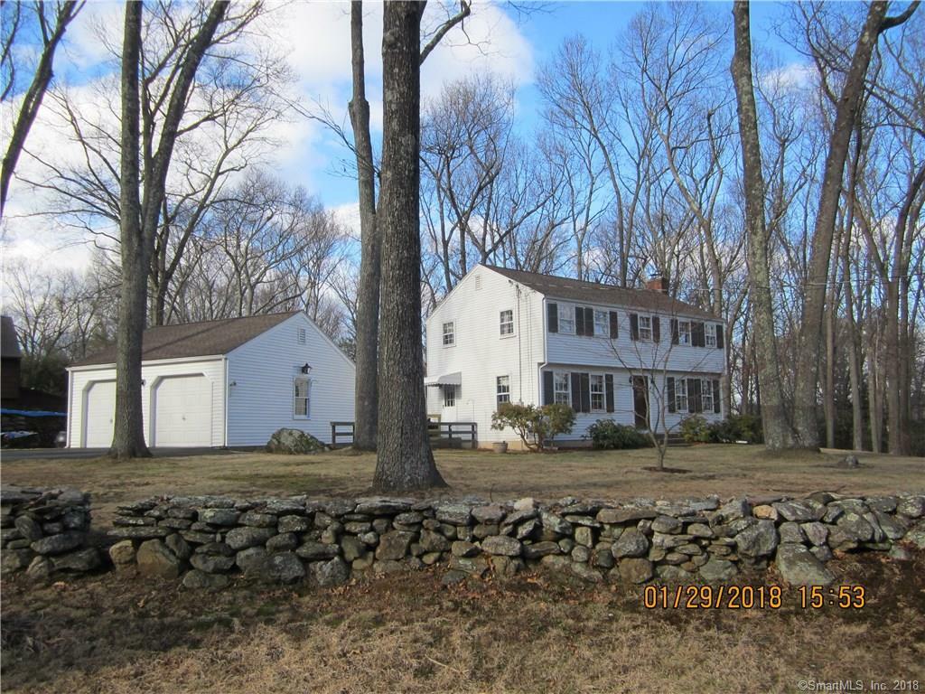 Property Photo: 11 Country Lane CT 06019