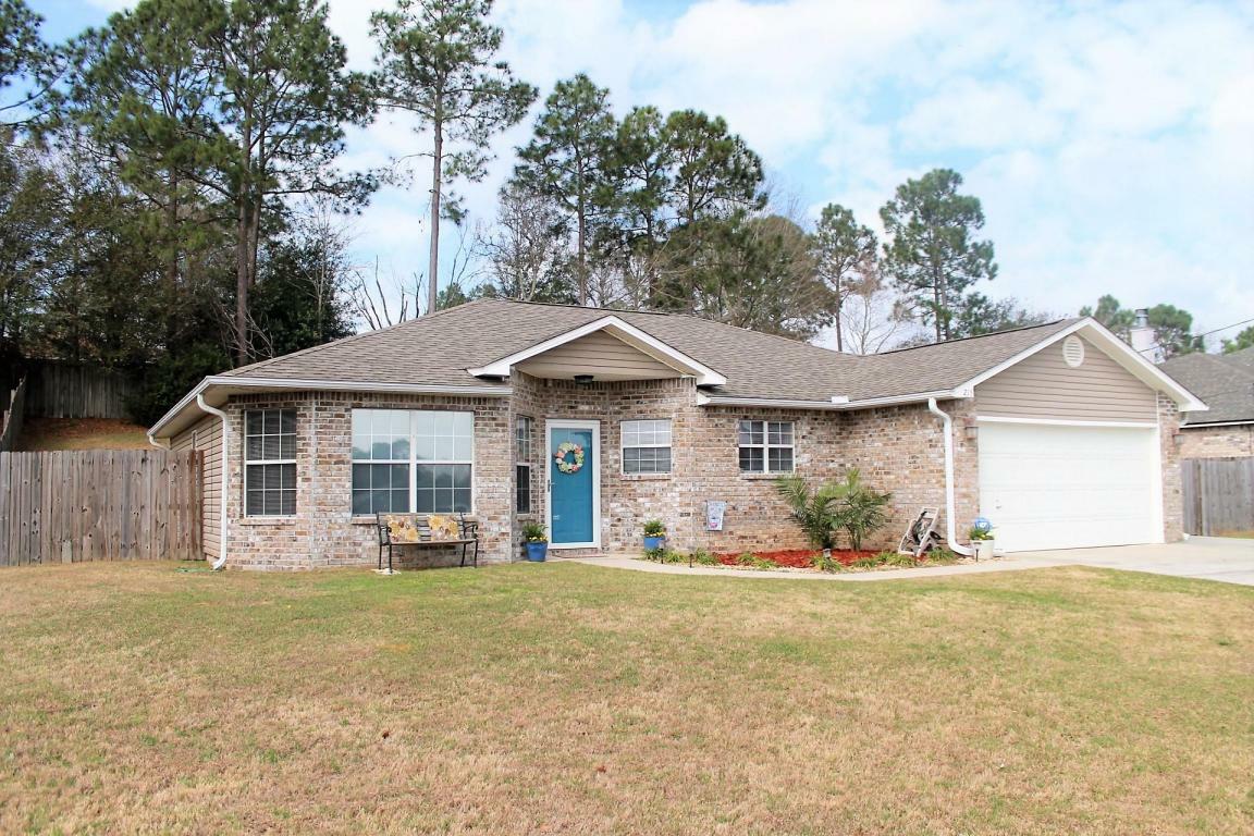 Property Photo: 215 Trish Drive FL 32536