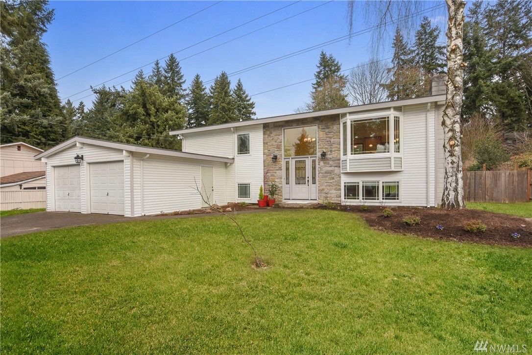 Property Photo:  5412 123rd Ave SE  WA 98006 