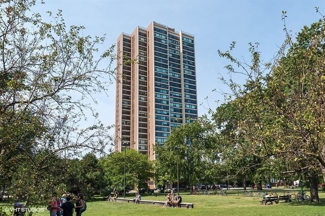 1850 Clark Street 1705  Chicago IL 60614 photo