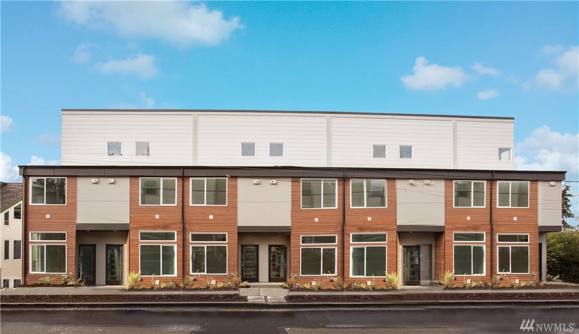 Property Photo:  8755 Phinney Ave N  WA 98103 