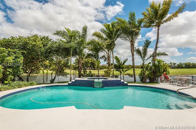 Property Photo:  5101 NW 105 Ct  FL 33178 