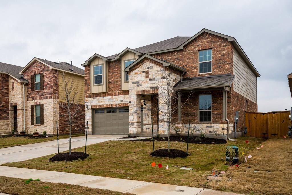 Property Photo:  19637 Dunstan Beacon Lane  TX 78660 