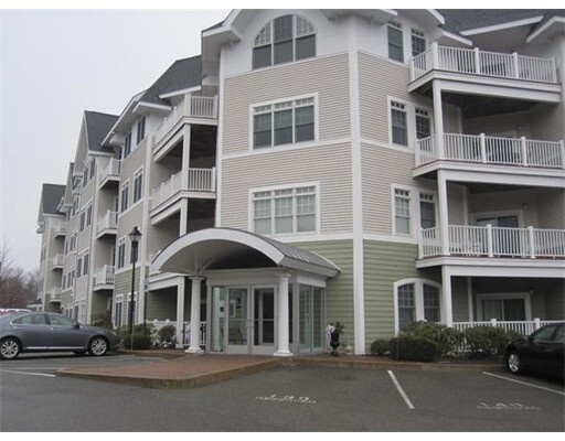 Property Photo: 614 Pond St 2209 MA 02184