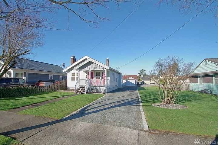 Property Photo:  1842  Lafromboise Street  WA 98022 