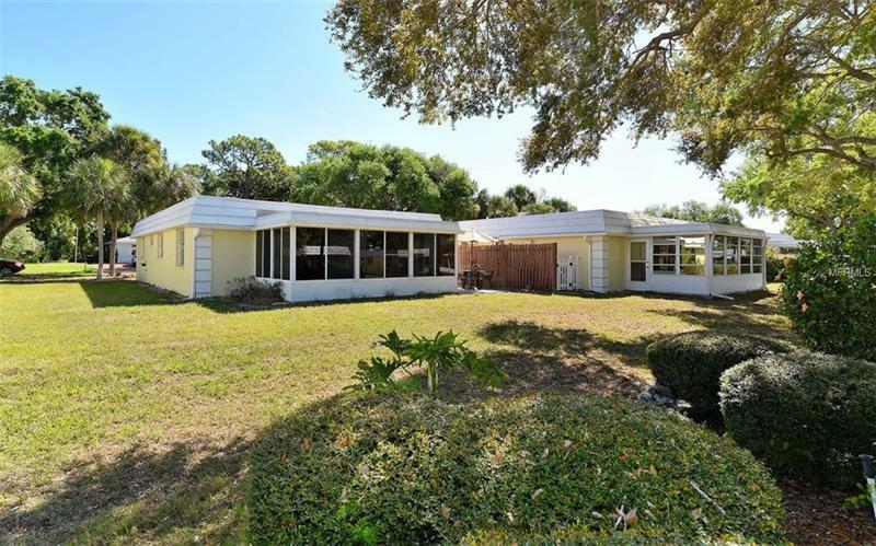 Property Photo:  5928 Driftwood Avenue 18  FL 34231 