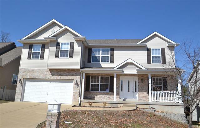 Property Photo: 217 Romaine Spring View 63026