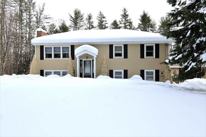 Property Photo:  44 Highwood Drive  NH 03032 