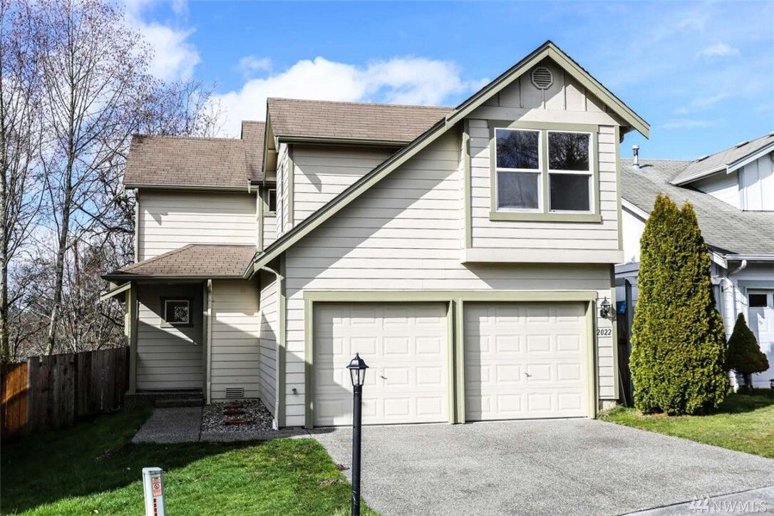 Property Photo:  2022 82nd Drive NE  WA 98258 