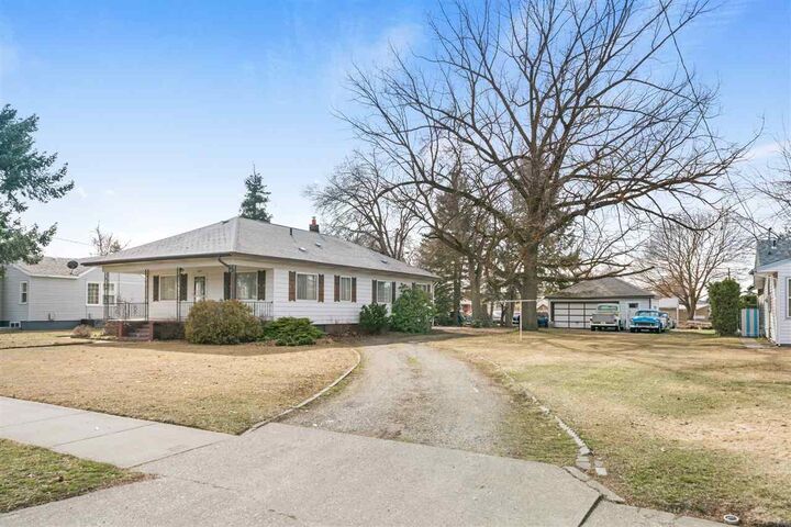 5927 N Regal St  Spokane WA 99208 photo
