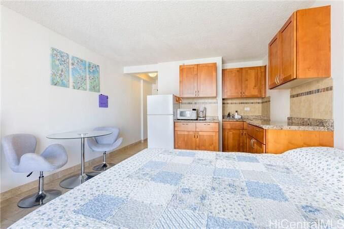 Property Photo:  1920 Ala Moana Boulevard 2014  HI 96815 