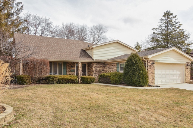 Property Photo:  1822 Waverly Drive  IL 60004 