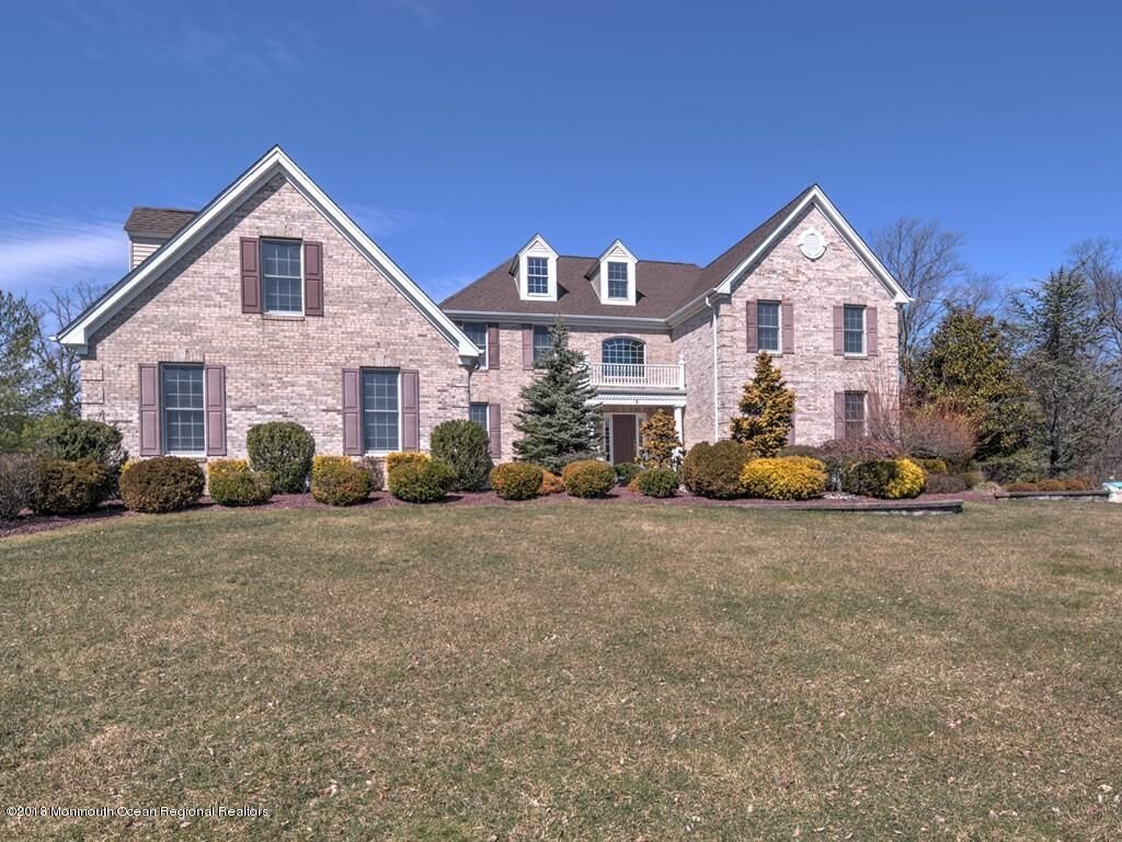 Property Photo:  5 Austen Court  NJ 07746 