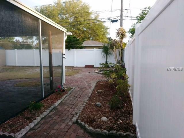 Property Photo:  1445 Lemon Street  FL 33756 