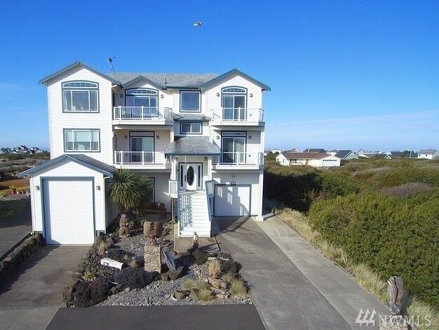 Property Photo:  1273 E Ocean Shores Blvd SW  WA 98569 