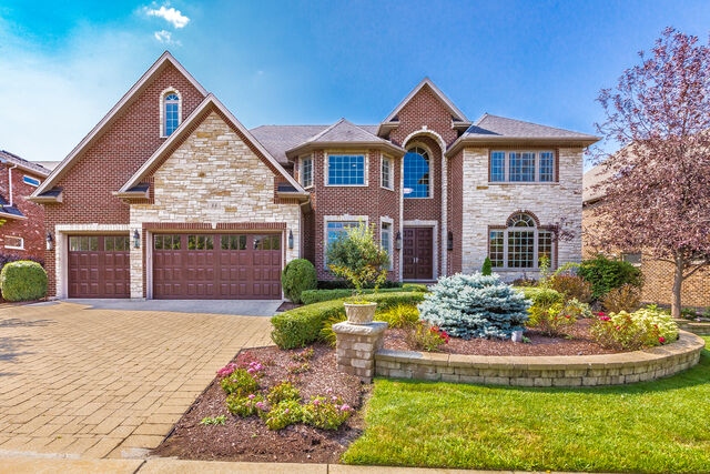 Property Photo:  44 Baker Lane  IL 60565 